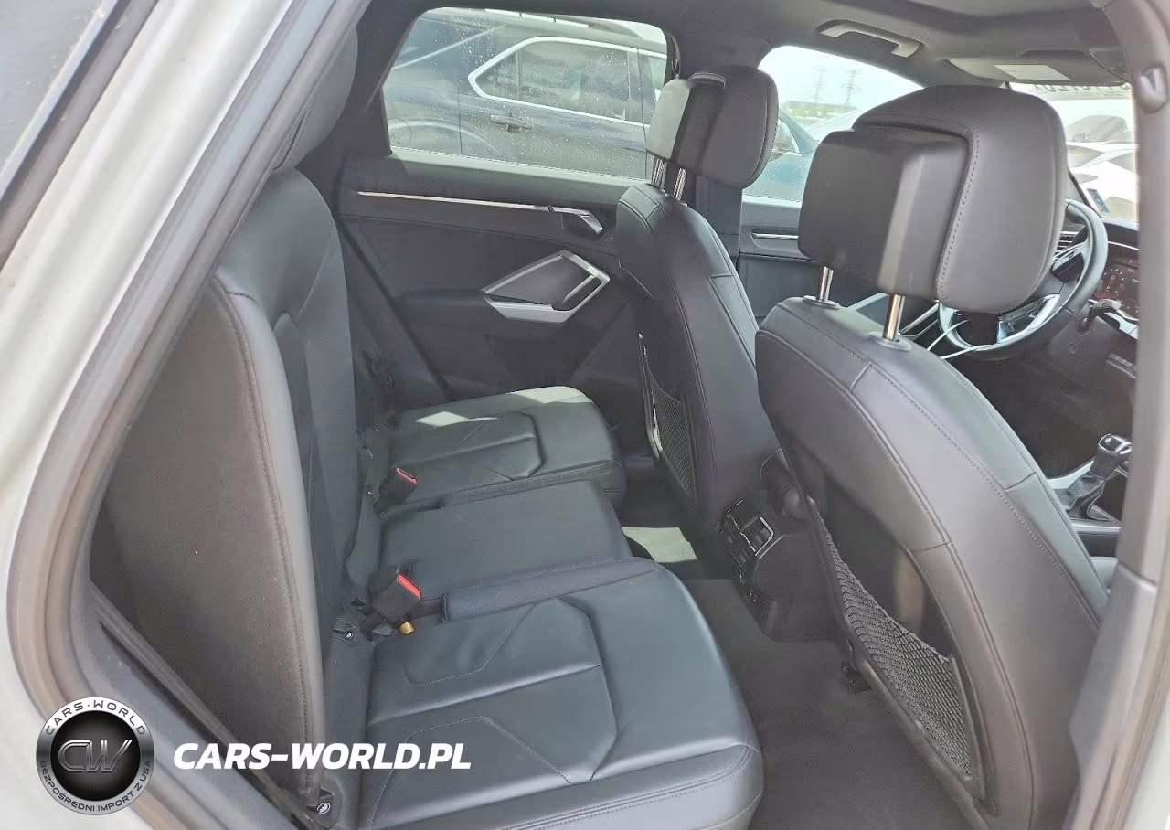 2023 Audi Q3 Premium S Line 45 VIN:WA1DECF34P1044118 - 10