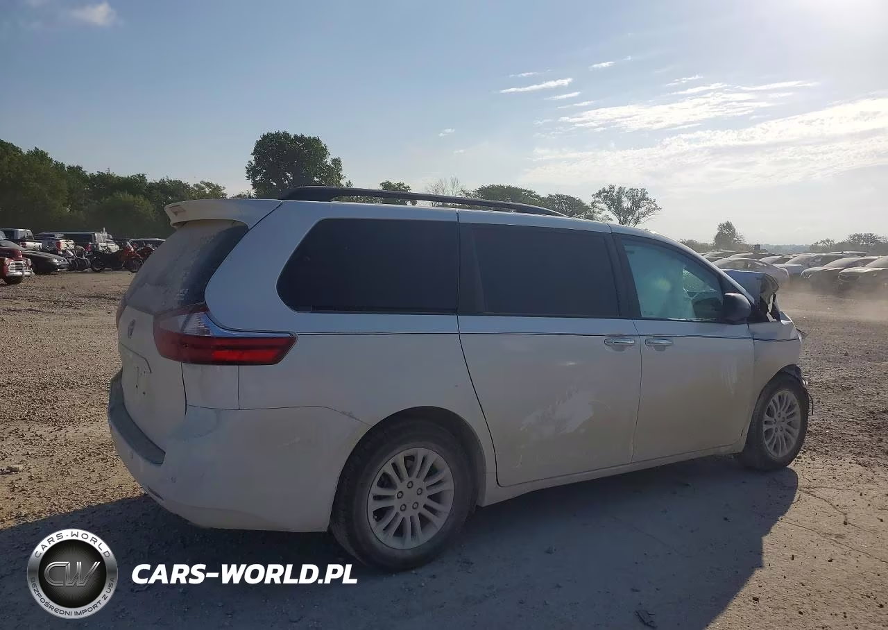 2017 Toyota Sienna Xle Premium 8-Passenger VIN:5TDYZ3DCXHS798904 - 3