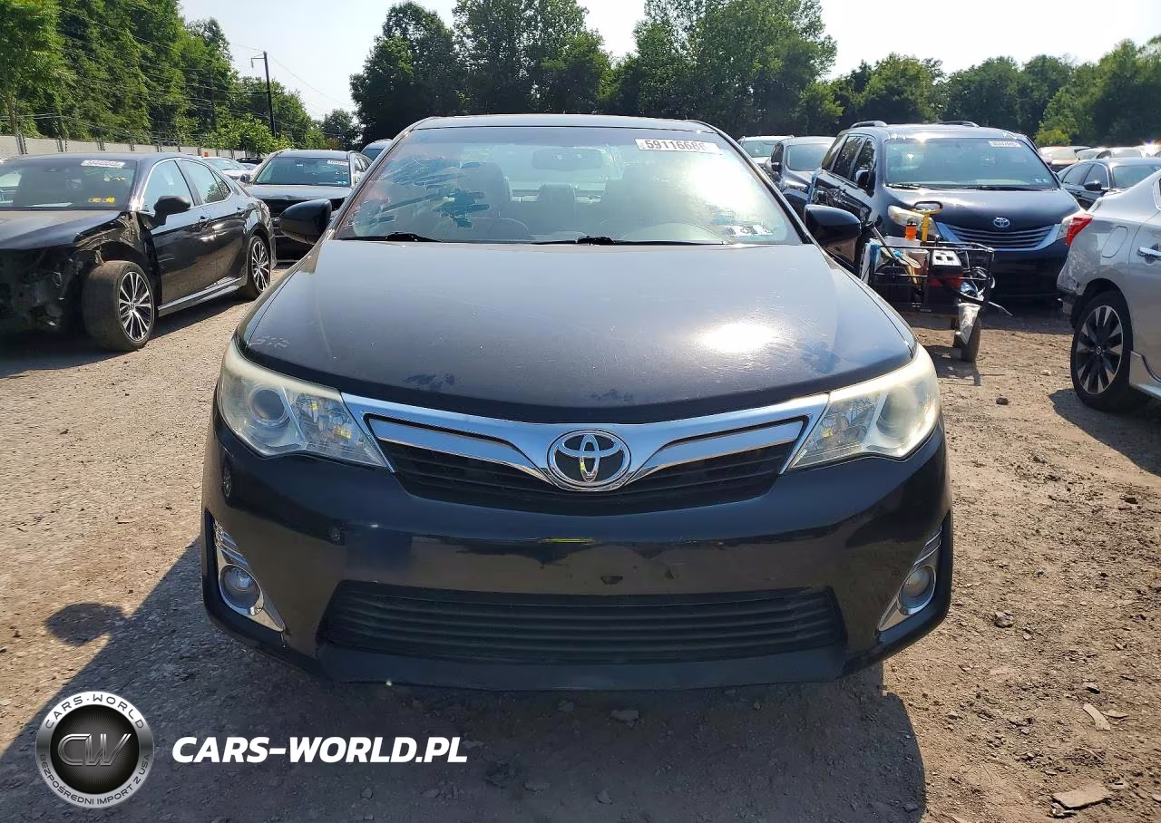 2014 Toyota Camry Xle VIN:4T4BF1FK6ER342933 - 5