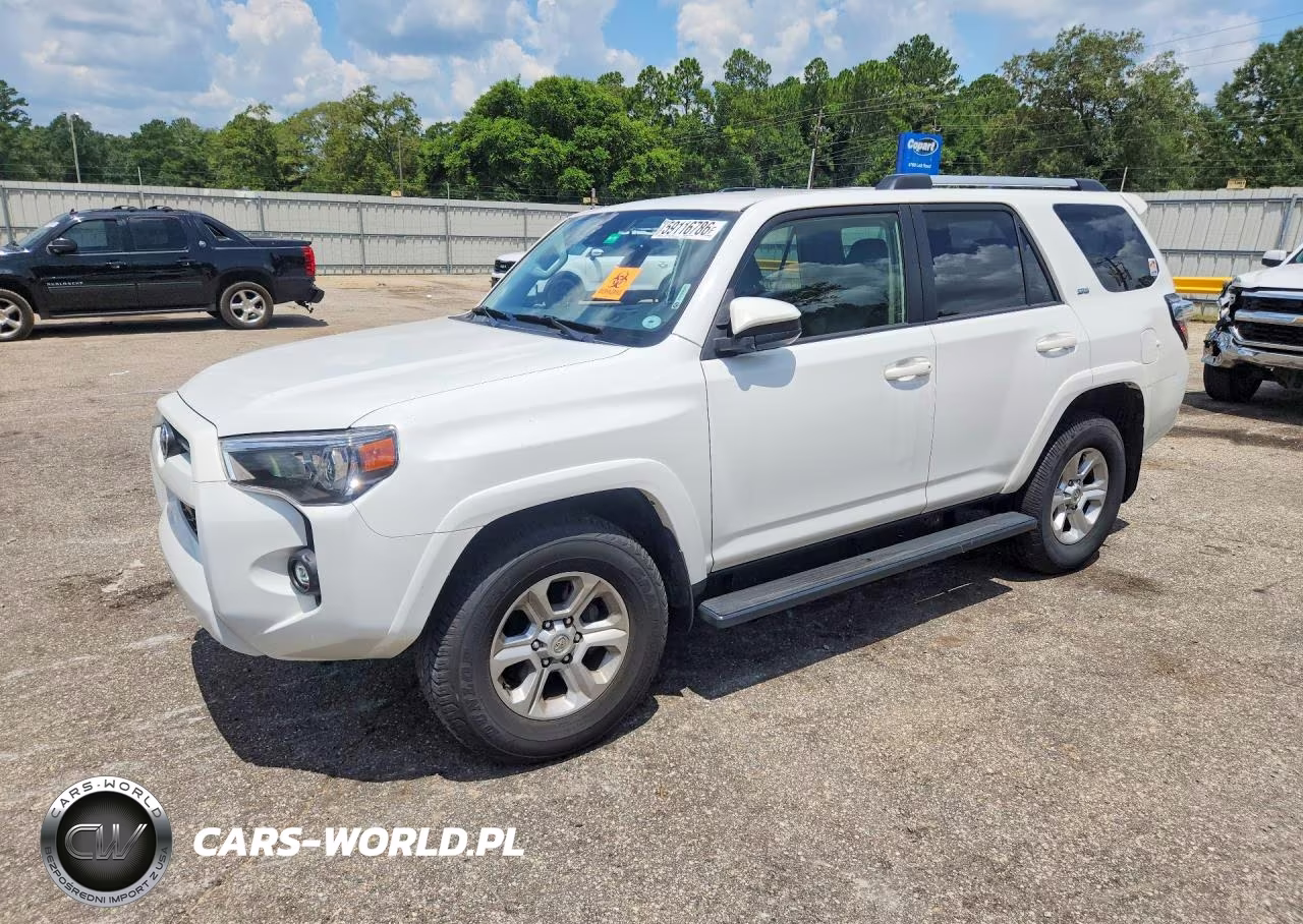 2023 Toyota 4Runner Sr5 – zdjęcie 1 z 13