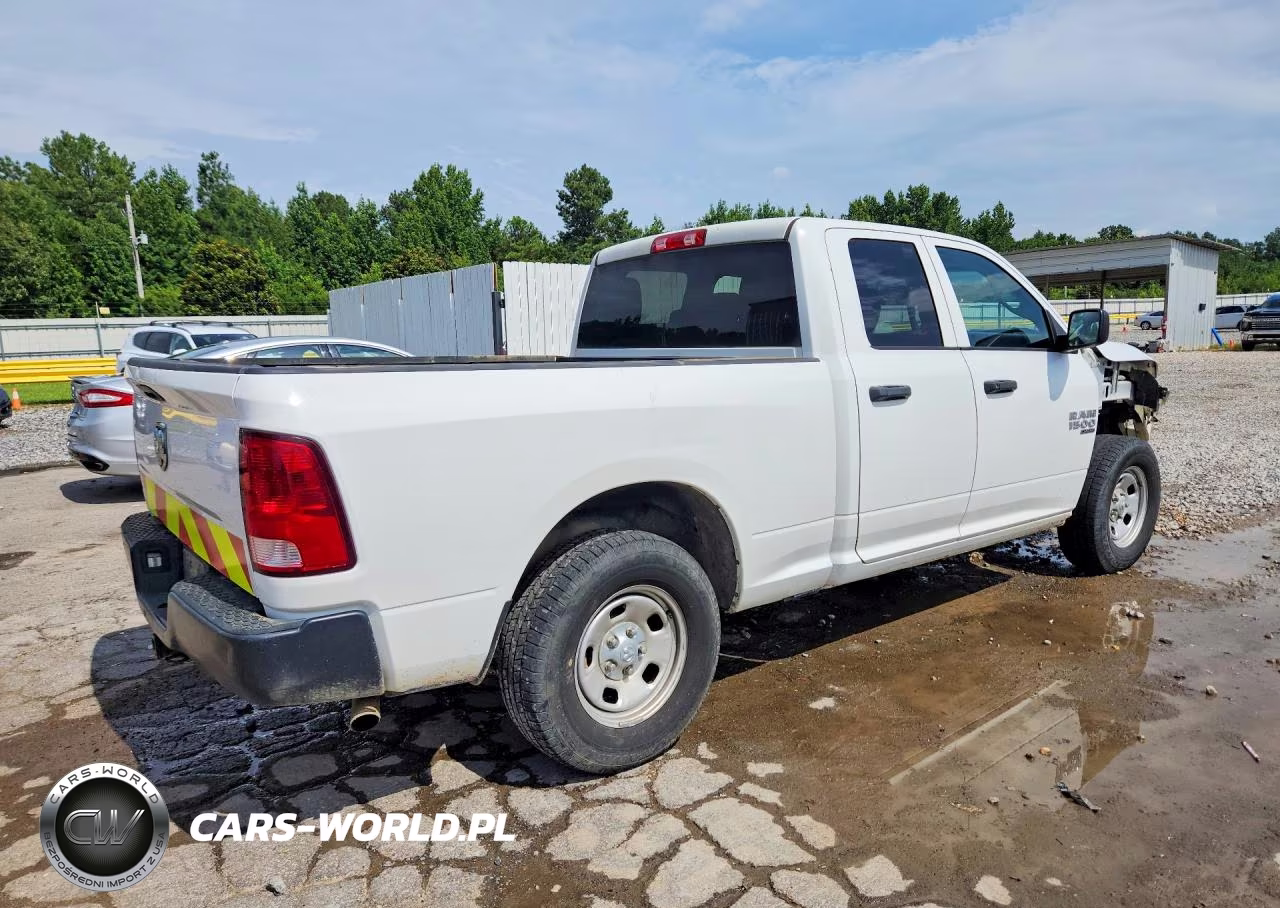 2021 Ram 1500 Classic Tradesman VIN:1C6RR6FG6MS548378 - 3