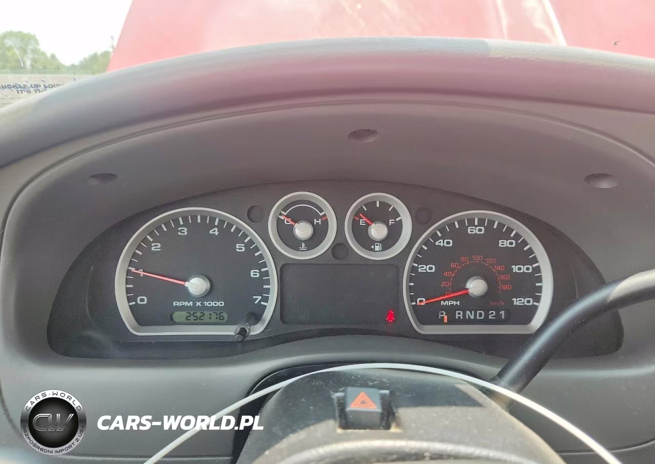2005 Ford Ranger Super Cab VIN:1FTYR44E15PA53469 - 9