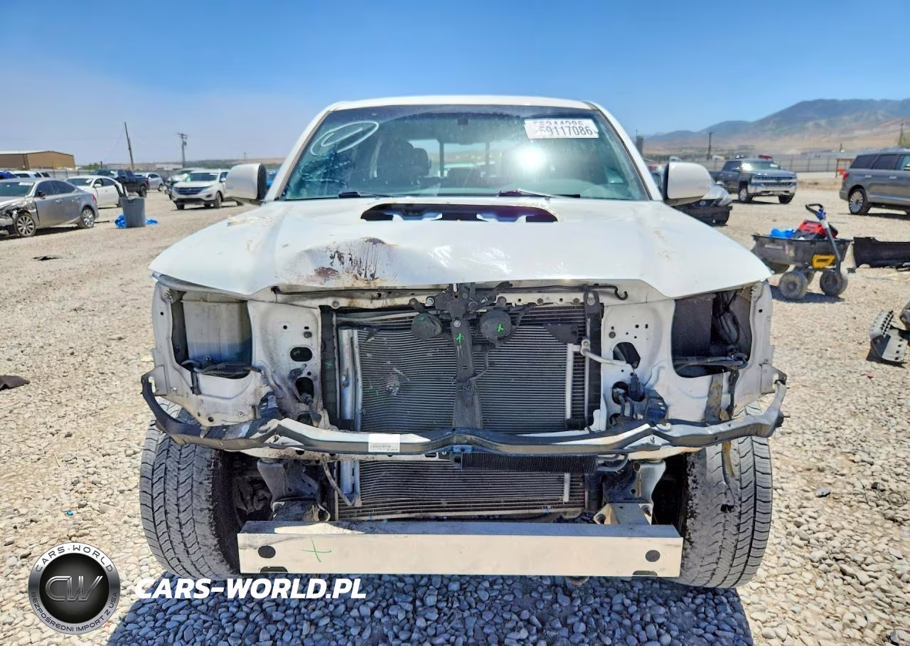 2013 Toyota Tacoma Double Cab VIN:3TMLU4EN7DM116456 - 5