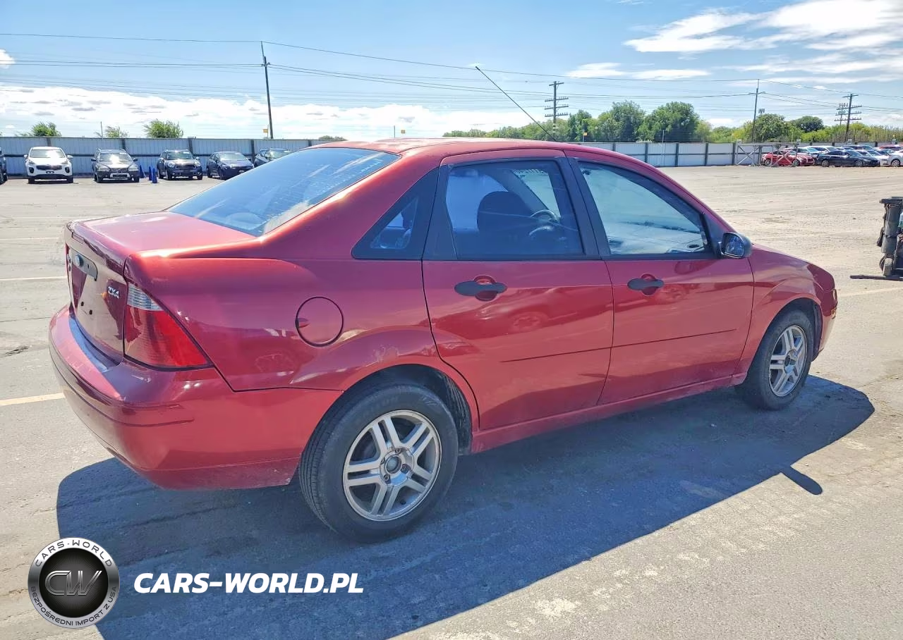 2005 Ford Focus Zx4 VIN:1FAFP34N05W307241 - 3