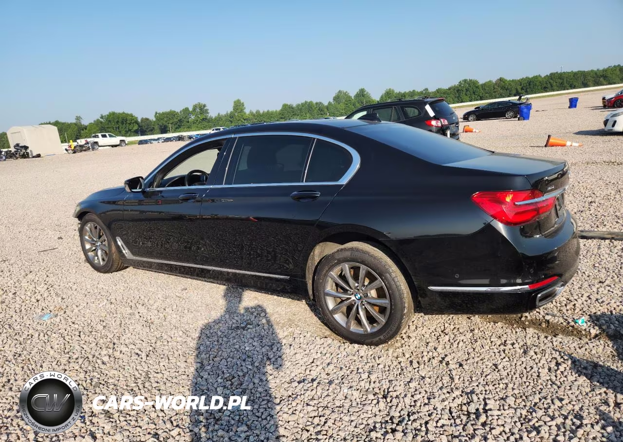 2019 BMW 750 Xi VIN:WBA7F2C56KB238990 - 2