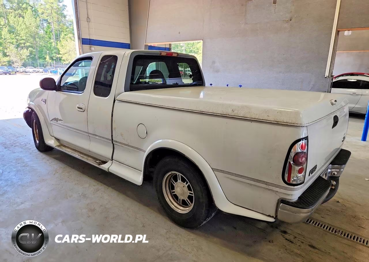 2000 Ford F150 VIN:1FTRX17W8YKB11320 - 2