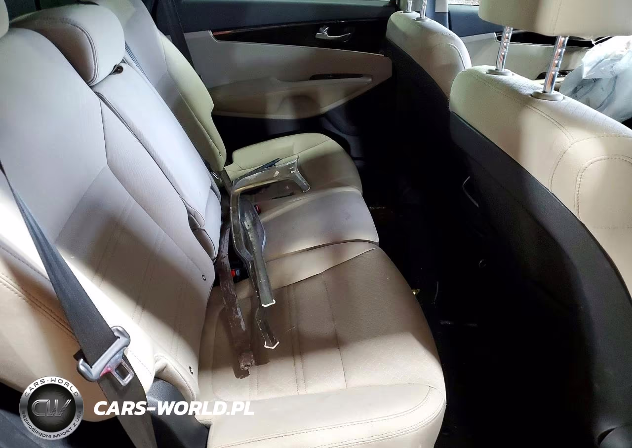 2019 Kia Sorento Lx VIN:5XYPGDA35KG542413 - 11