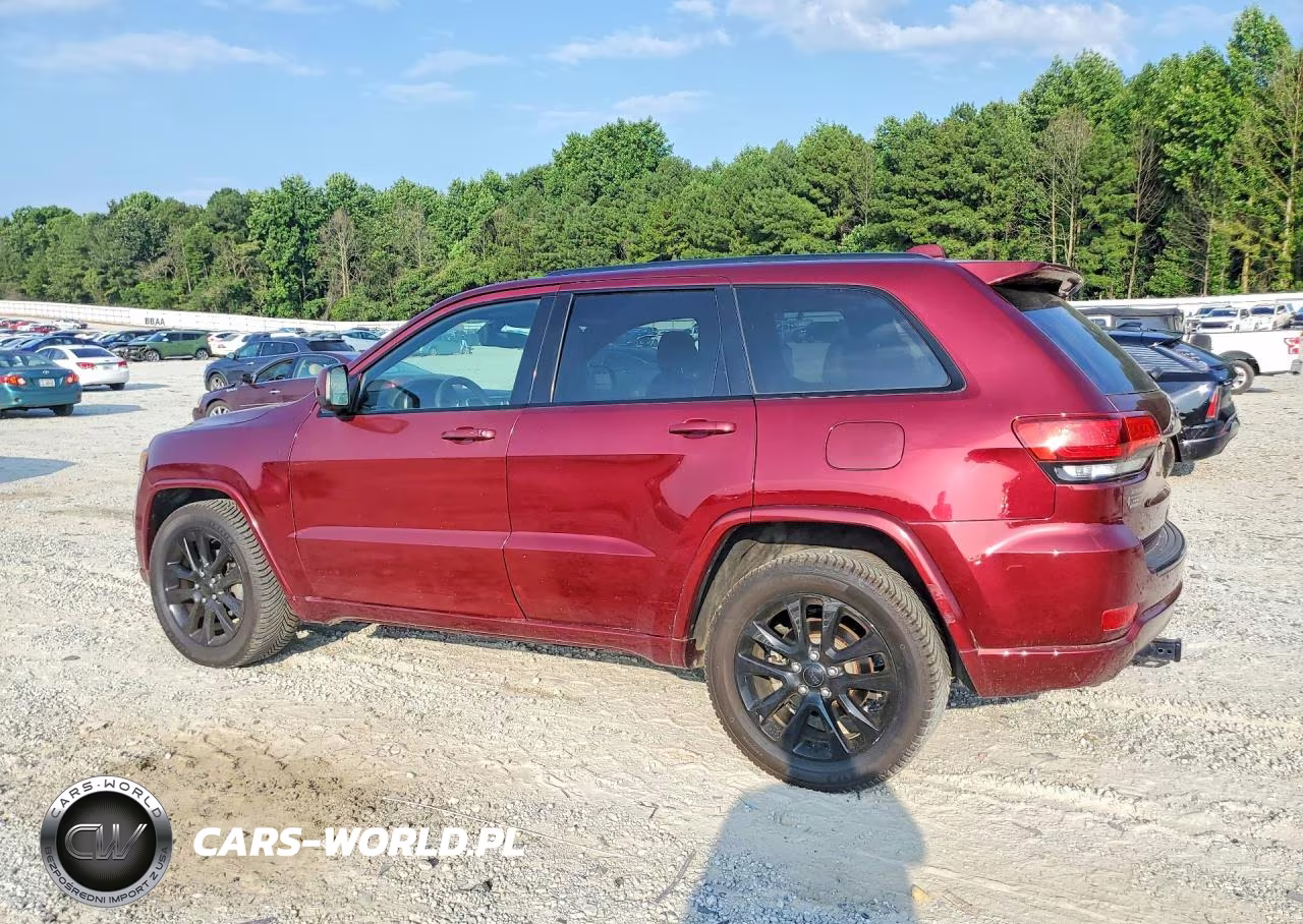 2017 Jeep Grand Cherokee Laredo VIN:1C4RJEAG4HC929955 - 2