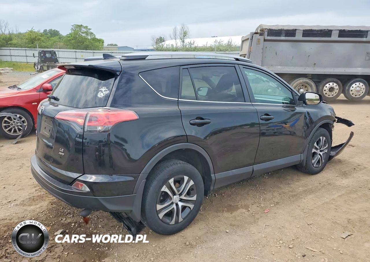 2017 Toyota Rav4 Le VIN:2T3BFREVXHW547235 - 3