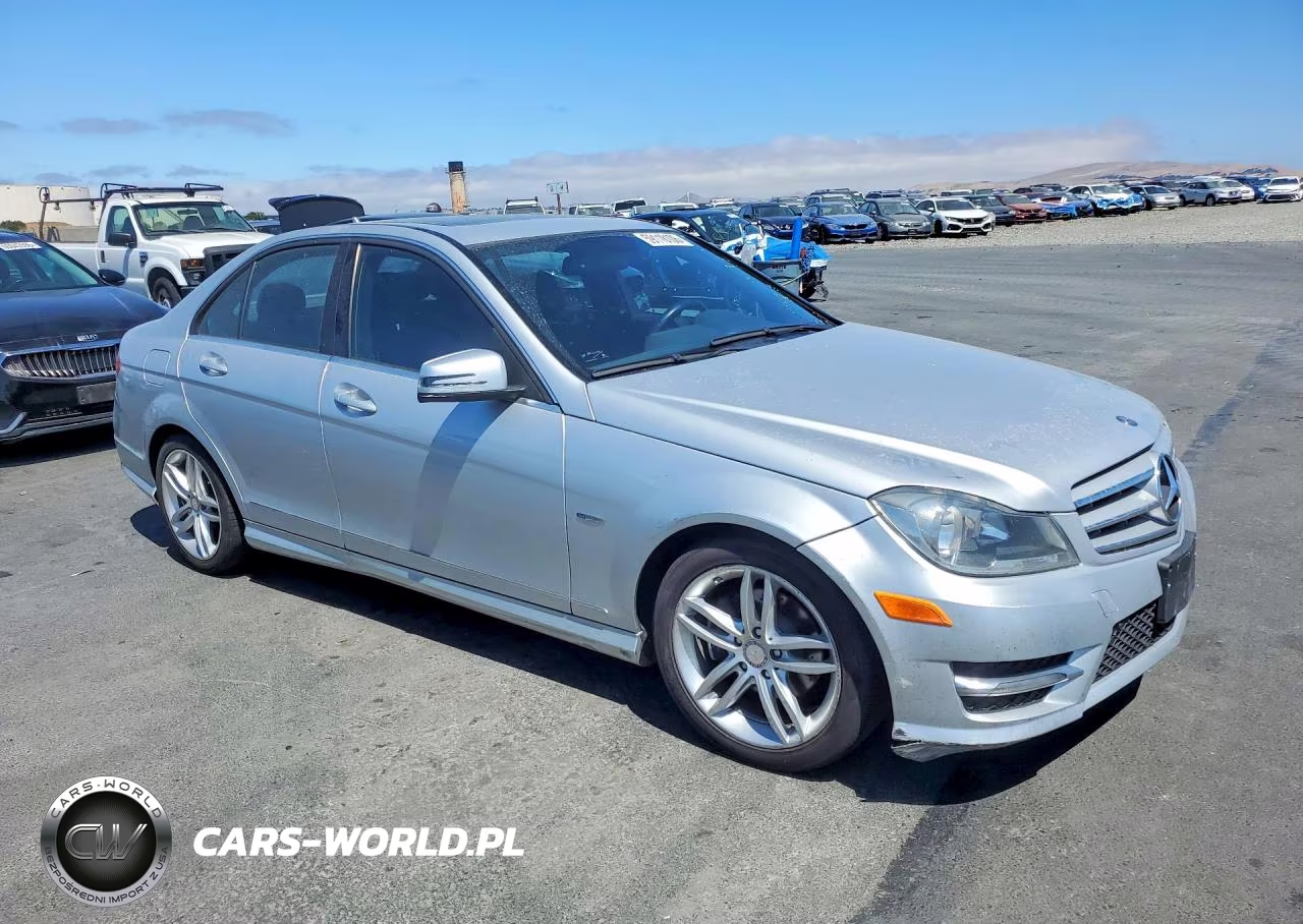 2012 Mercedes-Benz C 250 VIN:WDDGF4HB9CR206062 - 4