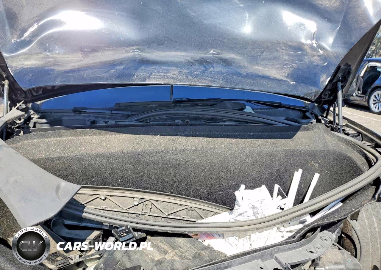 2022 Tesla Model X VIN:7SAXCBE59NF328860 - 11