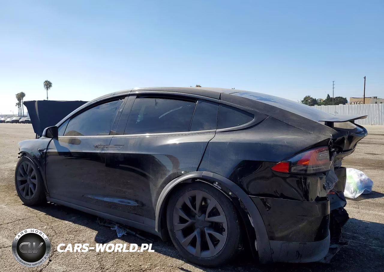 2022 Tesla Model X VIN:7SAXCBE59NF328860 - 2