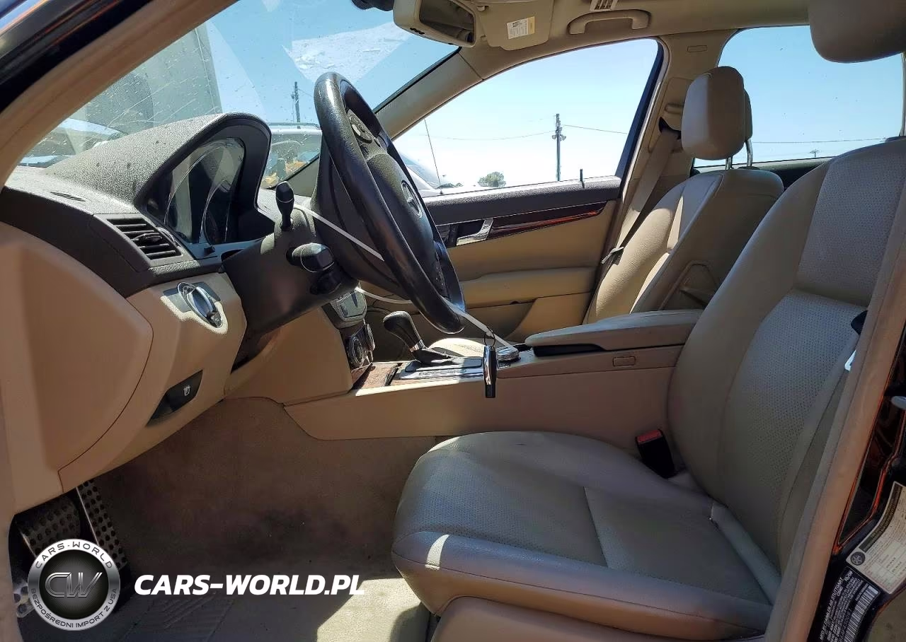 2010 Mercedes-Benz C 300 VIN:WDDGF5EB6AF430091 - 7