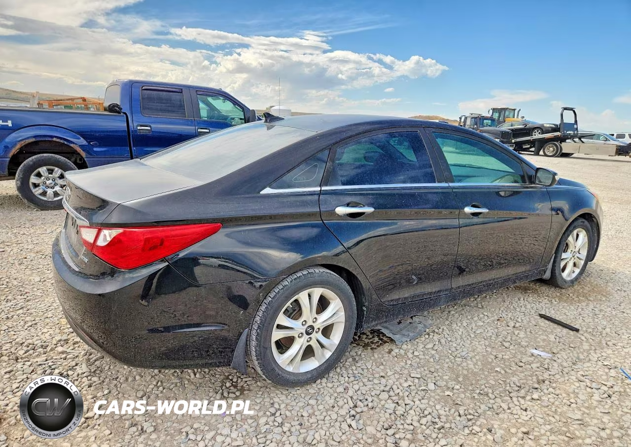 2011 Hyundai Sonata Limited VIN:5NPEC4ACXBH145808 - 3