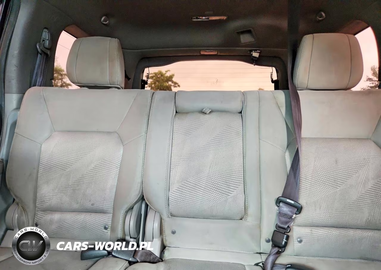 2012 Honda Pilot Lx VIN:5FNYF4H21CB003929 - 10