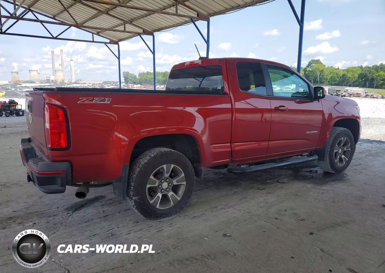 2015 Chevrolet Colorado Z71 VIN:1GCHTCEAXF1160631 - 3