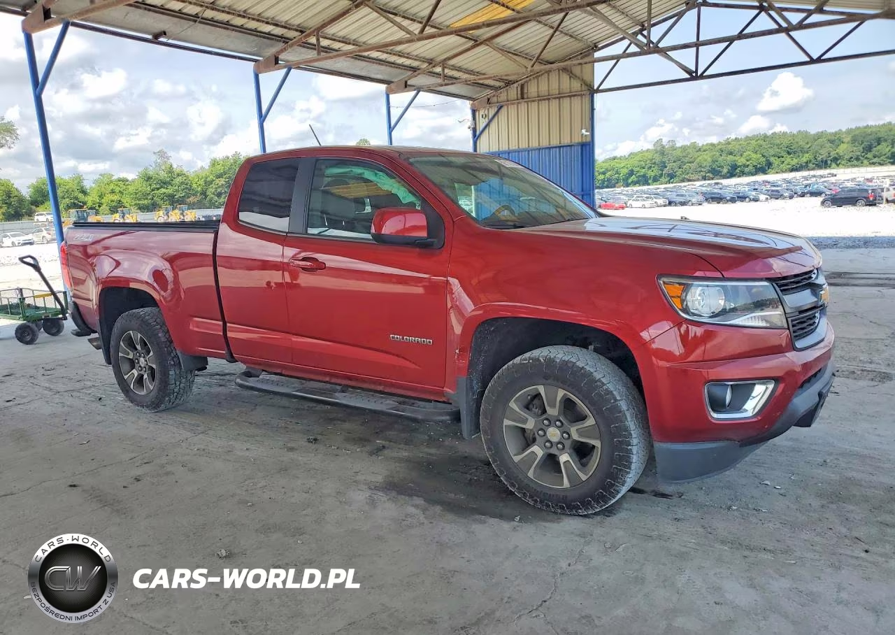 2015 Chevrolet Colorado Z71 VIN:1GCHTCEAXF1160631 - 4