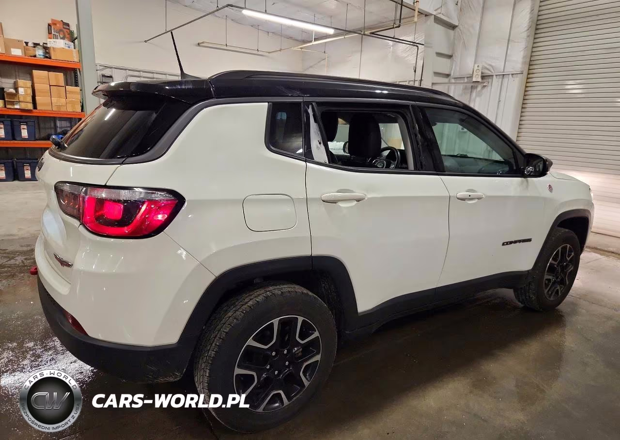 2018 Jeep Compass Trailhawk VIN:3C4NJDDB2JT501191 - 3