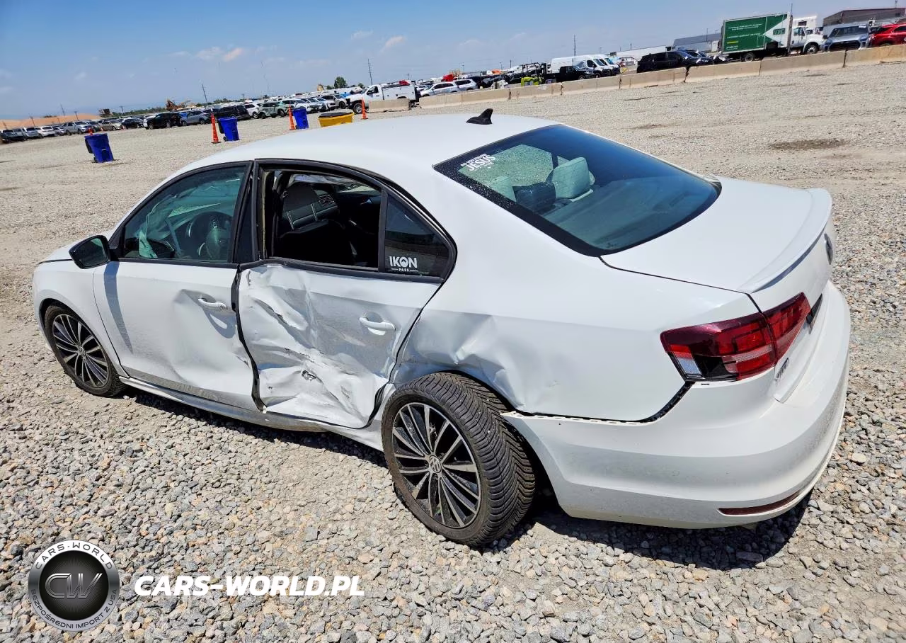2016 Volkswagen Jetta Sport VIN:3VWB17AJ2GM419994 - 2