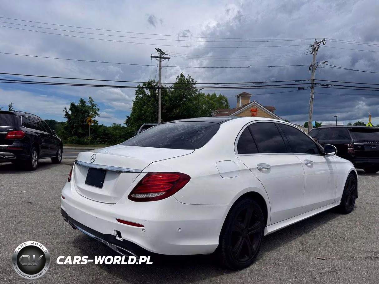 2018 Mercedes-Benz E 300 VIN:WDDZF4JB8JA371390 - 4