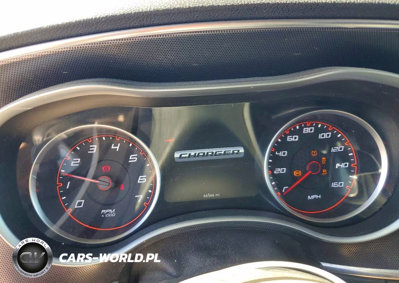 2018 Dodge Charger Gt VIN:2C3CDXJG3JH292573 - 9