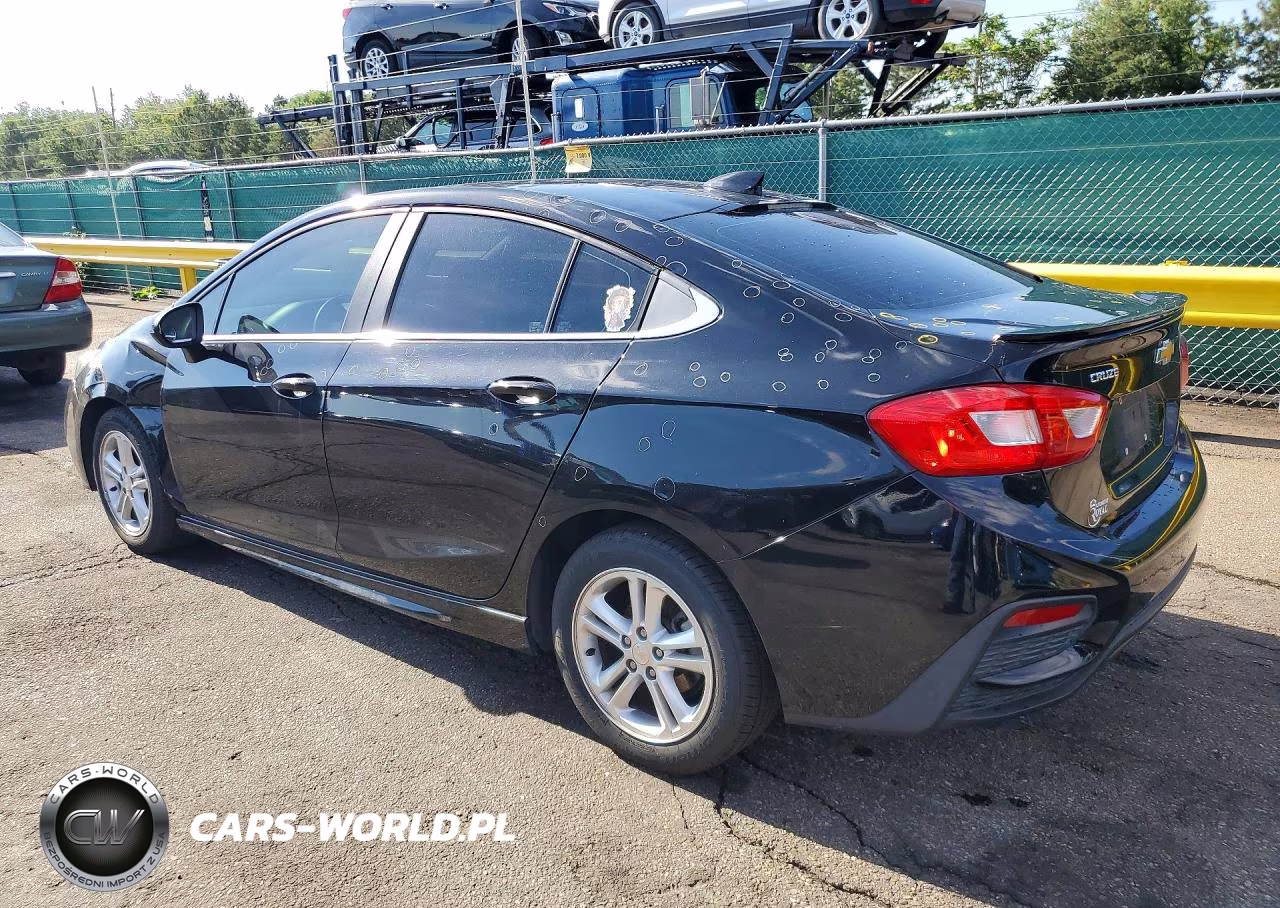 2017 Chevrolet Cruze Lt VIN:1G1BE5SM2H7261195 - 2