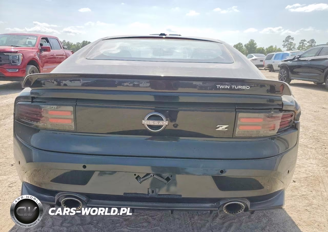 2026 Nissan Z Performance VIN:JN1BZ4BH6TM500477 - 10