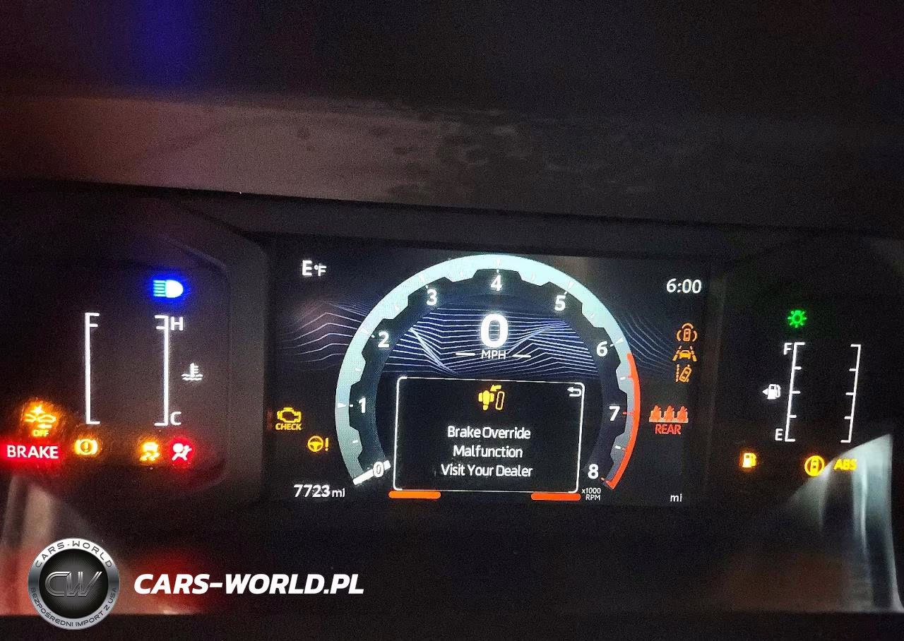 2025 Toyota Tacoma Sr5 VIN:3TMLB5JNXSM156724 - 9