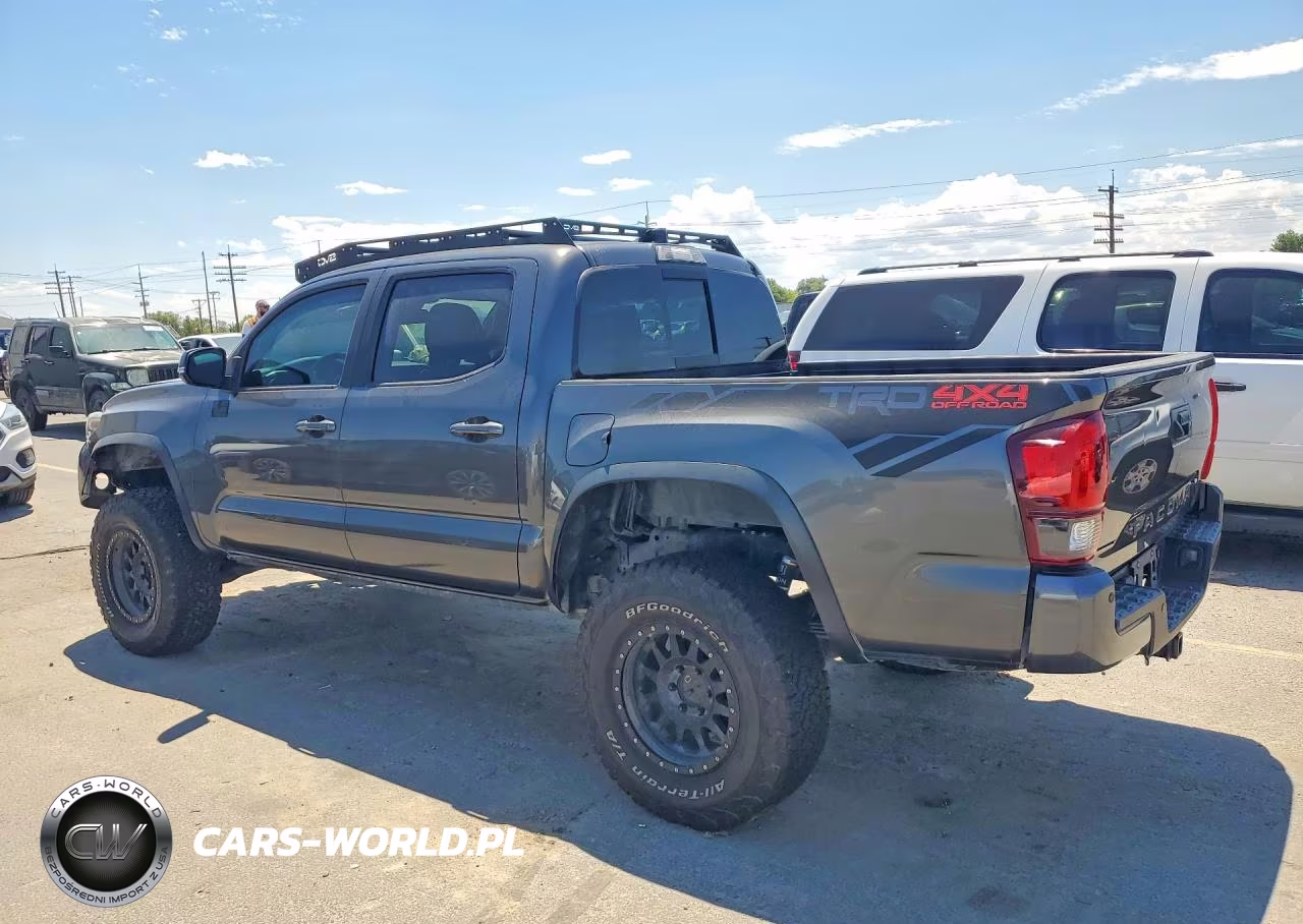 2018 Toyota Tacoma Trd Off-Road VIN:3TMCZ5AN2JM152158 - 2