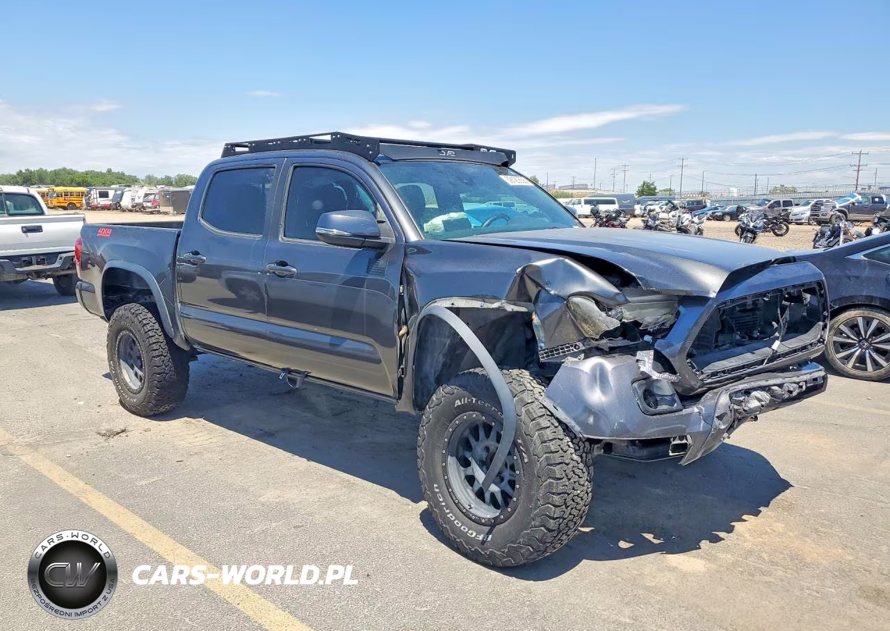2018 Toyota Tacoma Trd Off-Road VIN:3TMCZ5AN2JM152158 - 4