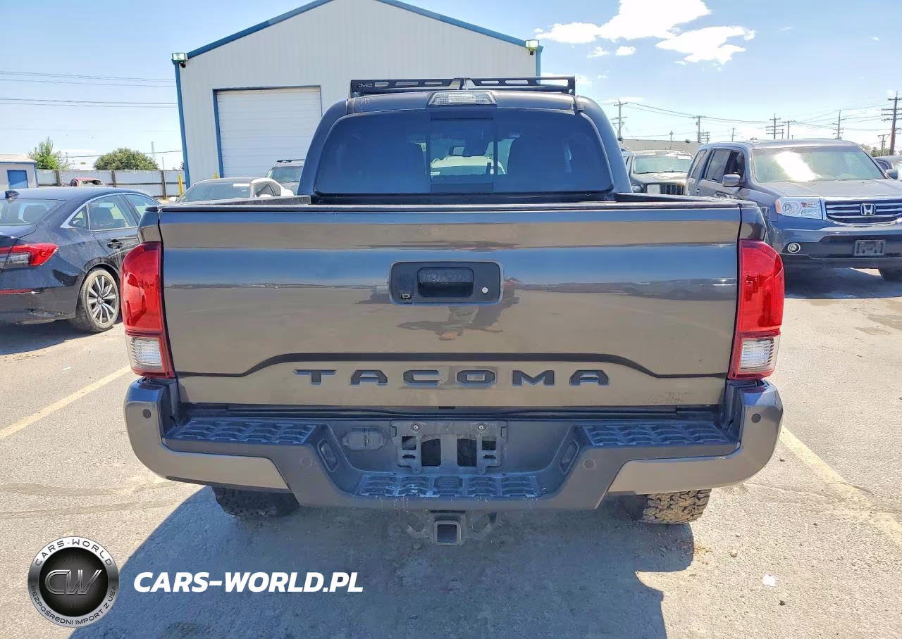 2018 Toyota Tacoma Trd Off-Road VIN:3TMCZ5AN2JM152158 - 6