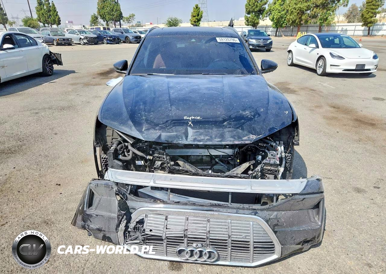 2022 Audi E-Tron Premium Plus VIN:WA1LAAGE8NB026143 - 5