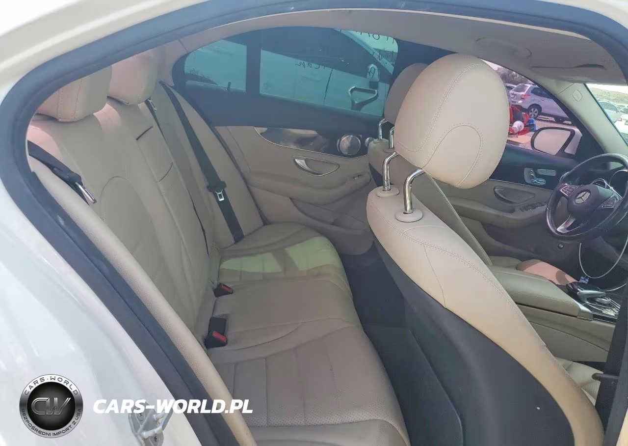 2015 Mercedes-Benz C 300 4Matic VIN:55SWF4KBXFU022420 - 10
