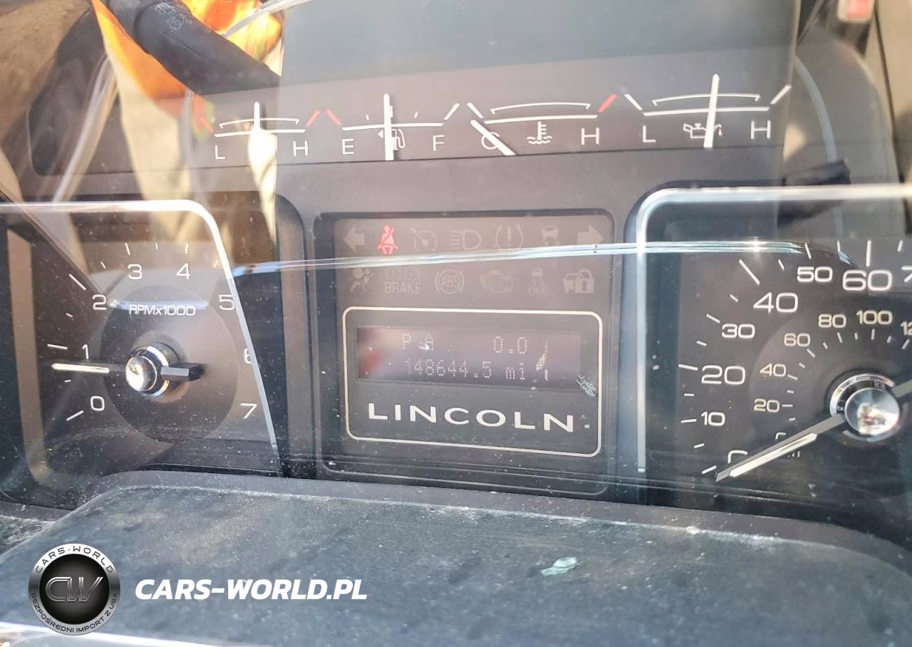 2013 Lincoln Navigator VIN:5LMJJ2J51DEL02549 - 9