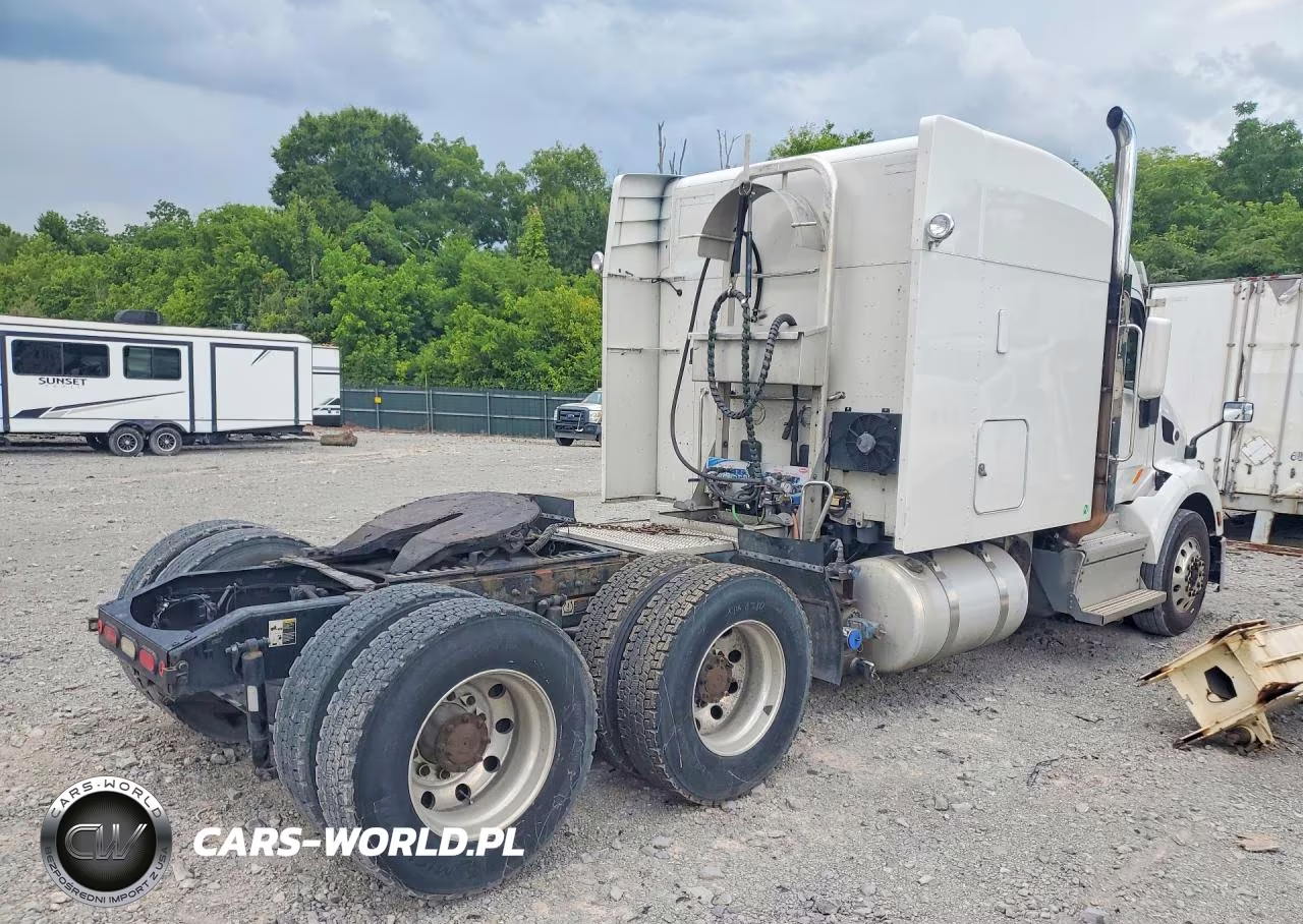 2021 Peterbilt 579 - Semi Truck VIN:1XPBDP9X7MD646316 - 3