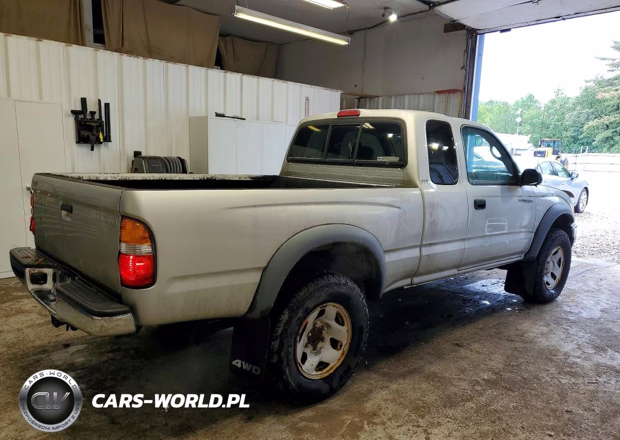 2003 Toyota Tacoma Xtracab VIN:5TEWM72N43Z295754 - 3