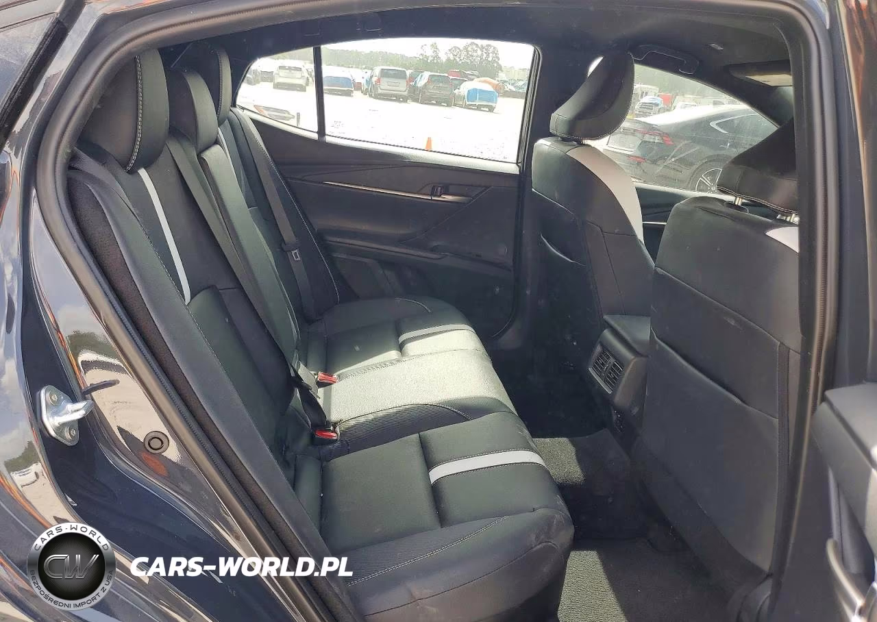 2026 Toyota Camry Se VIN:4T1DAACK9TU654909 - 10