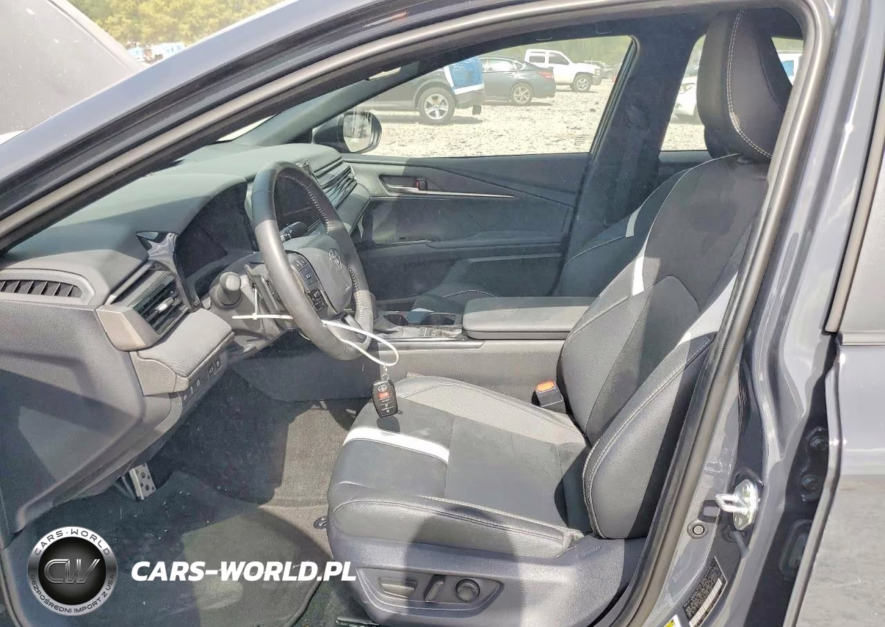2026 Toyota Camry Se VIN:4T1DAACK9TU654909 - 7