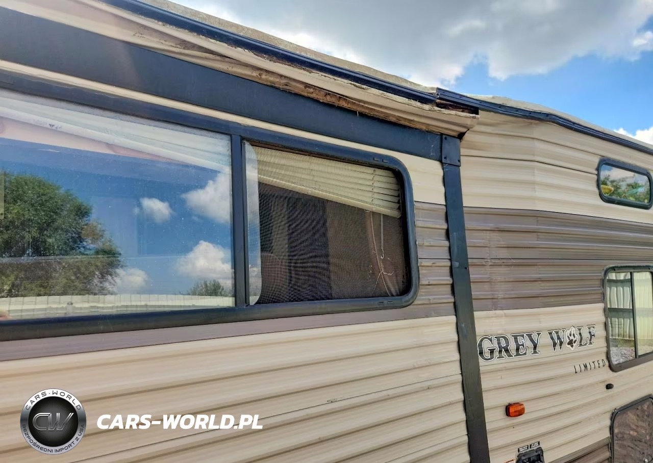2017 Forest River Grey Wolf Camper VIN:4X4TCKB27HK041363 - 9