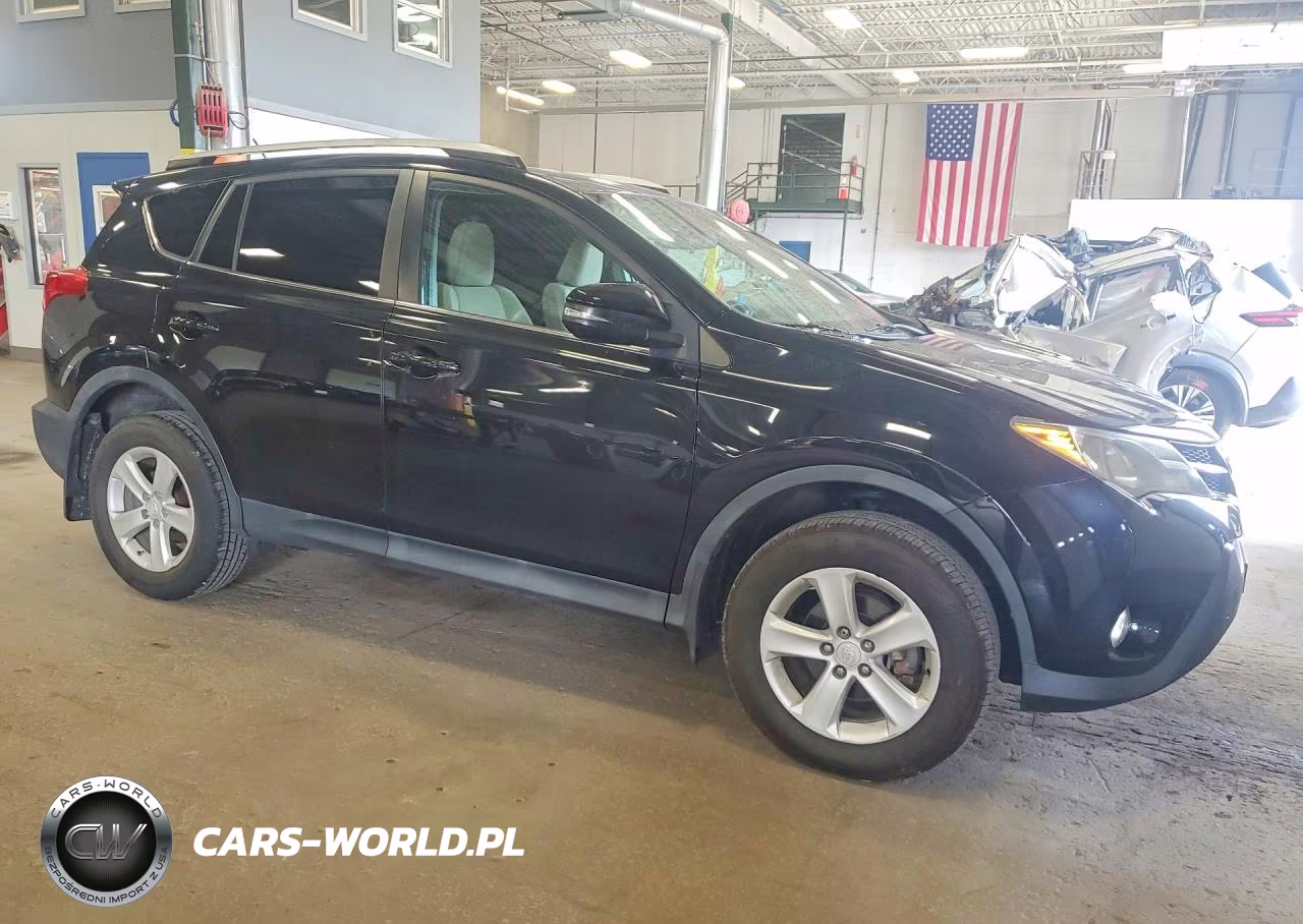 2014 Toyota Rav4 Xle VIN:2T3RFREV7EW200116 - 4