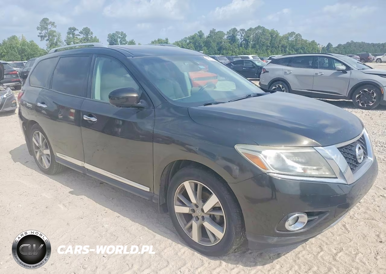 2016 Nissan Pathfinder Platinum VIN:5N1AR2MN0GC620377 - 4