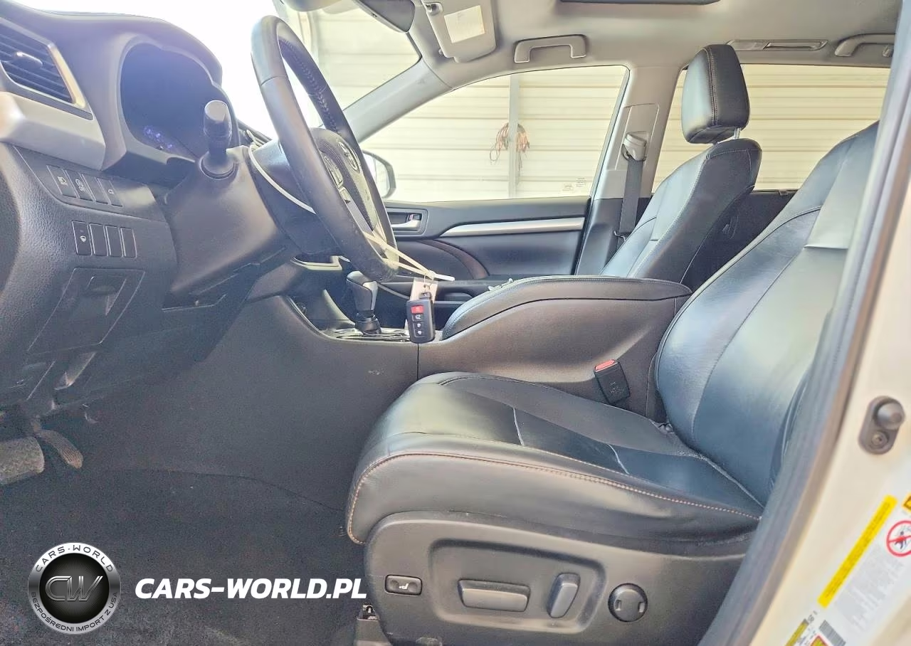 2019 Toyota Highlander Xle VIN:5TDKZRFH0KS316370 - 7