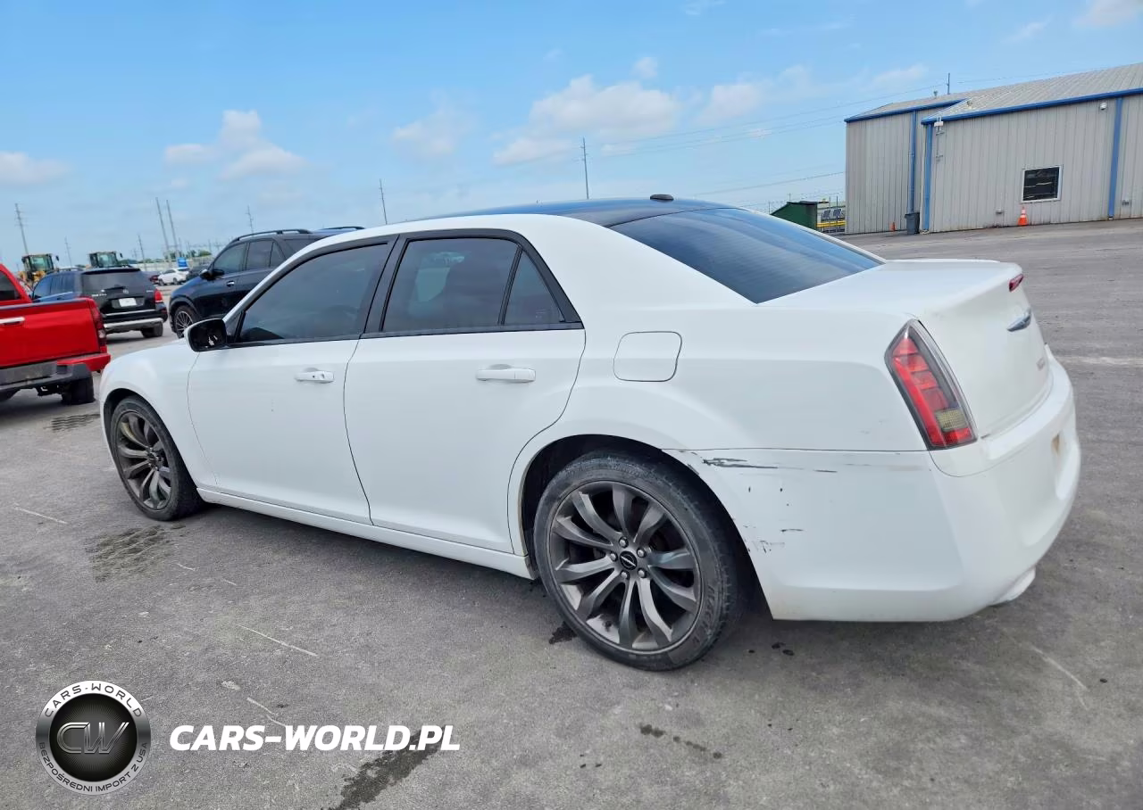 2014 Chrysler 300 S VIN:2C3CCABG1EH272729 - 2