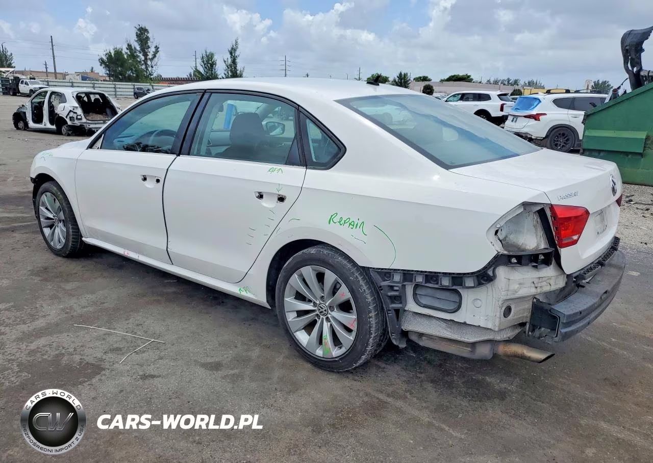 2015 Volkswagen Passat S VIN:1VWAT7A30FC052312 - 2