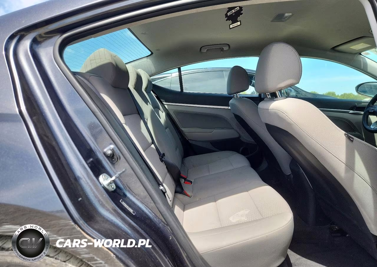 2020 Hyundai Elantra Sel VIN:5NPD84LF8LH570448 - 10