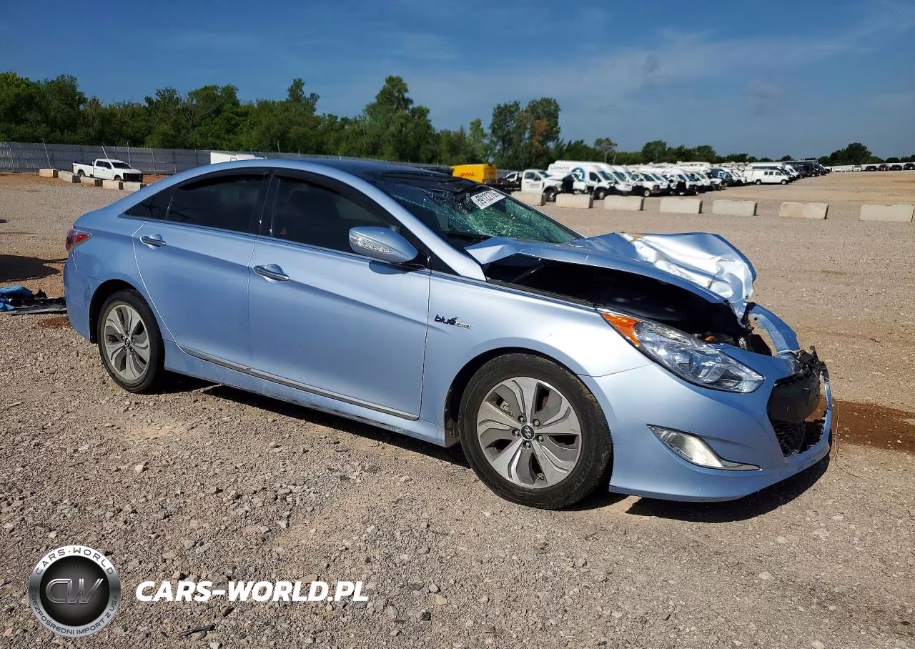 2015 Hyundai Sonata Hybrid Limited VIN:KMHEC4A41FA129708 - 4