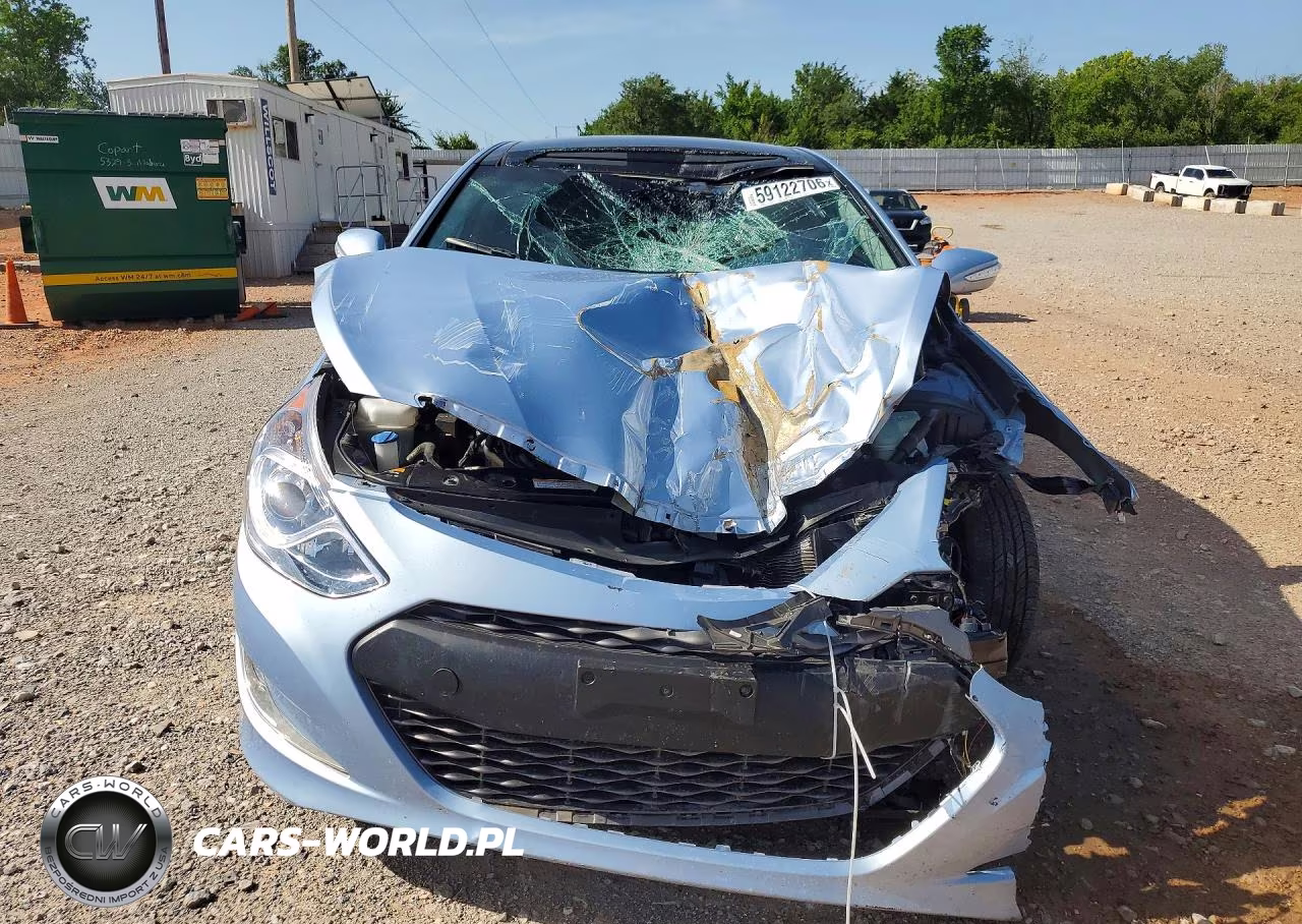 2015 Hyundai Sonata Hybrid Limited VIN:KMHEC4A41FA129708 - 5