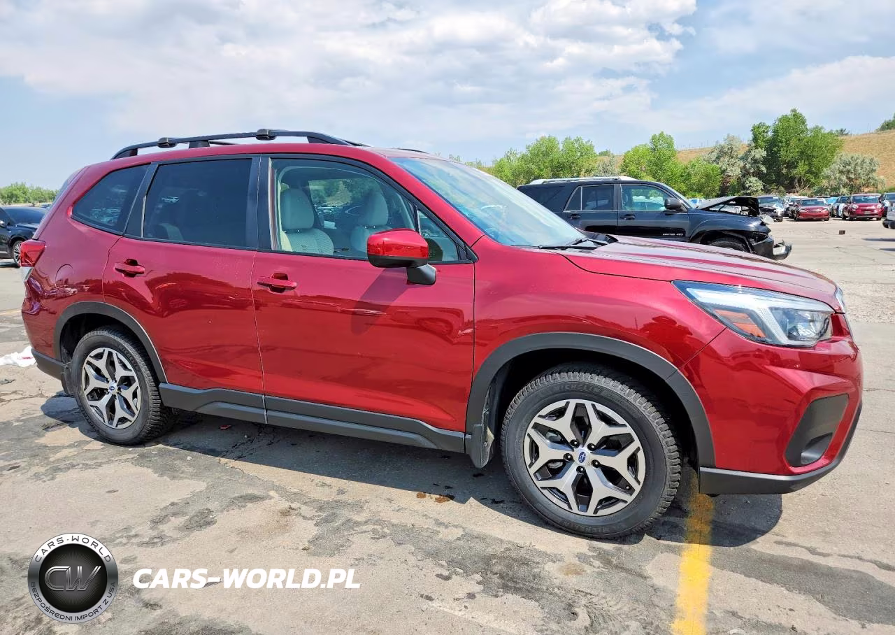 2021 Subaru Forester Premium VIN:JF2SKAFC7MH557152 - 4