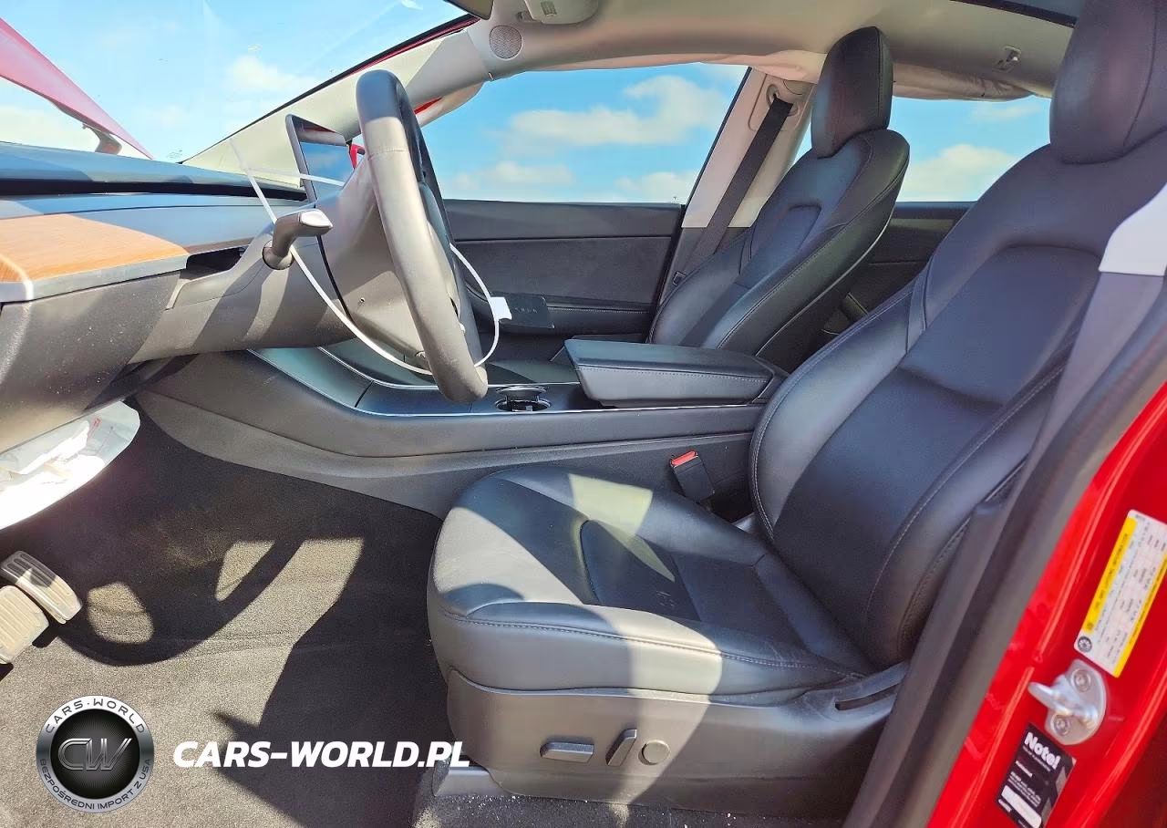 2020 Tesla Model Y VIN:5YJYGDEF4LF002228 - 7