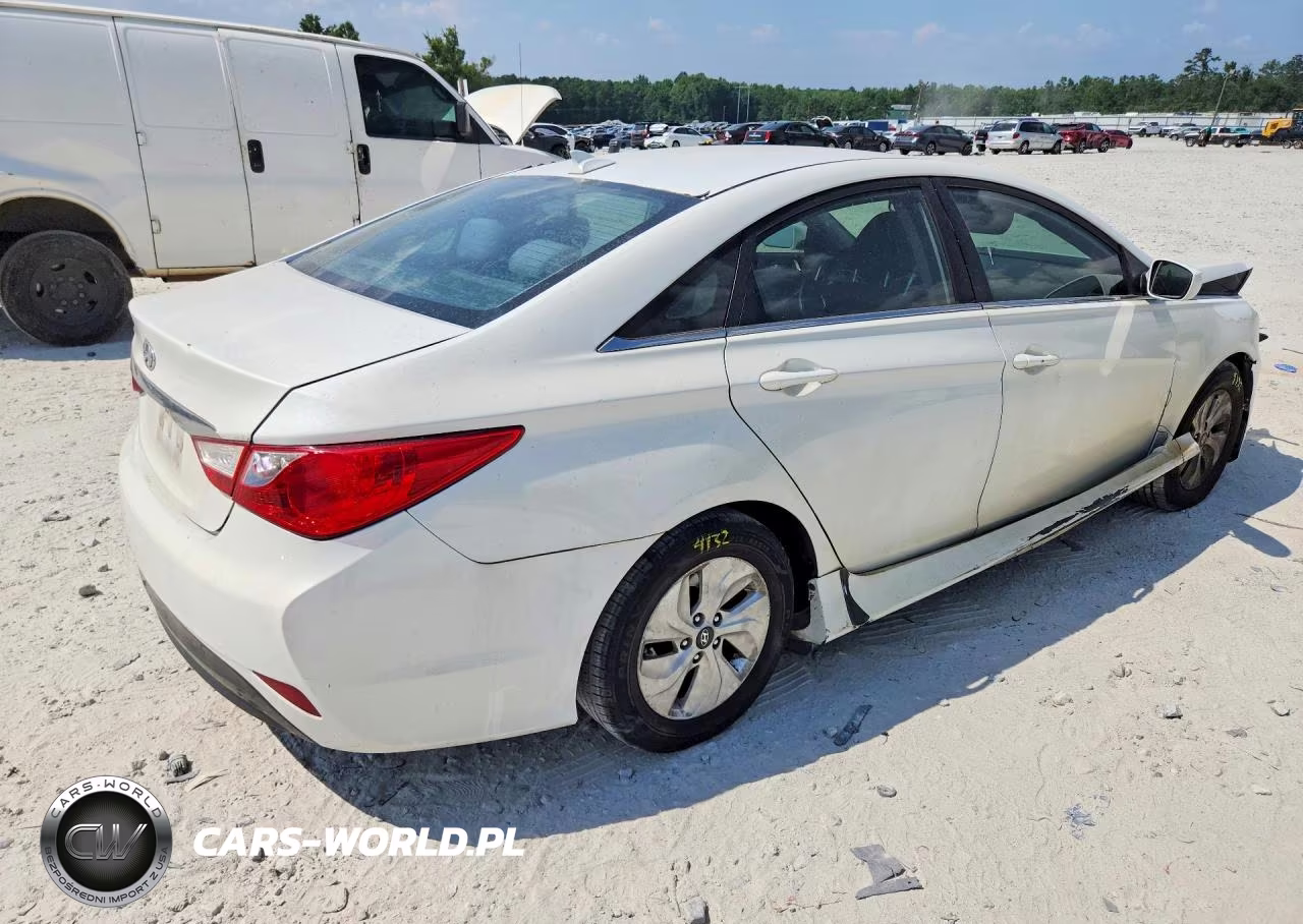 2014 Hyundai Sonata Gls VIN:5NPEB4AC5EH828426 - 3